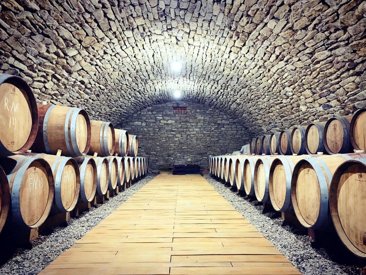 Degustări de vin în cramă